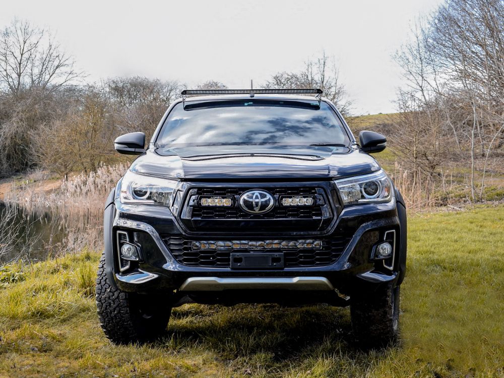 TOYOTA HILUX ROOF MOUNTING KIT (WITHOUT ROOF RAILS)